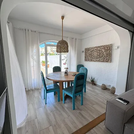 Chalet Adita Beach House *
