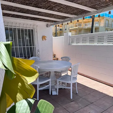 Chalet Adita Beach House